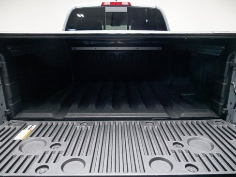 Used 2024 Nissan Frontier PRO-4X w/ Pro Premium Package image 13