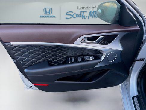 Used 2019 Genesis G70 2.0T Advanced w/ Dynamic Package image 19