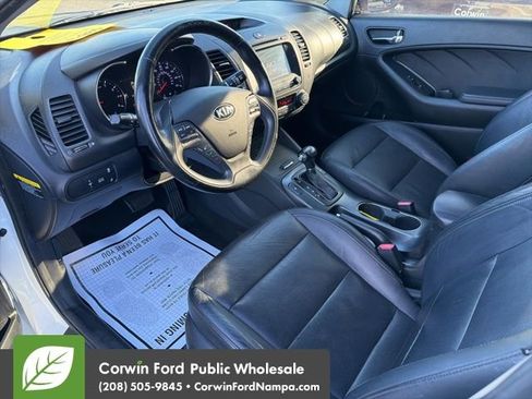 Used 2016 Kia Forte EX w/ EX Premium Package image 12