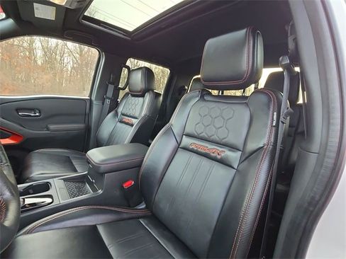 Certified 2024 Nissan Frontier PRO-4X w/ Pro Premium Package image 11