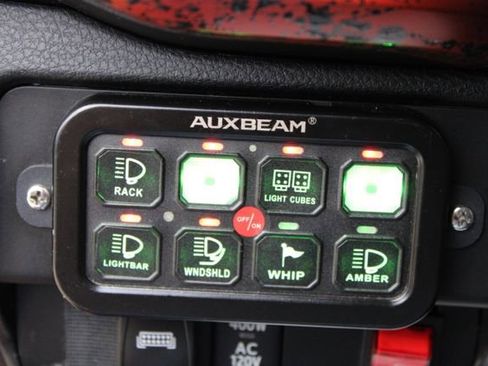Used 2016 Toyota Tacoma TRD Off-Road w/ Premium & Technology Package AWD/4WD image 20