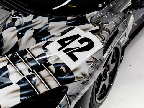 Used 2020 McLaren Senna RWD image 50