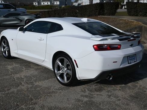 Used 2016 Chevrolet Camaro SS image 3