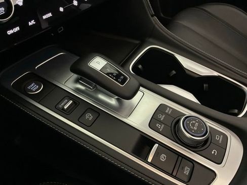 Used 2025 INFINITI QX60 Luxe w/ Black Edition image 16