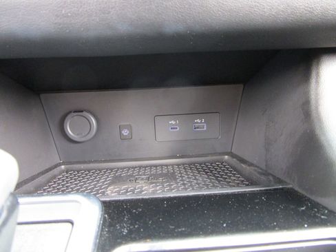 Used 2024 Nissan Pathfinder SL image 37