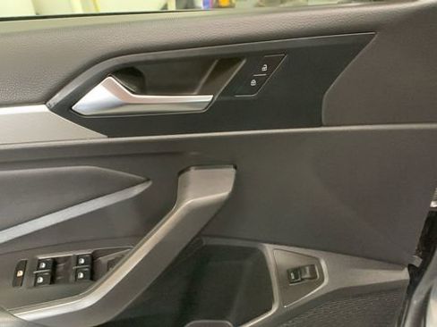 Used 2020 Volkswagen Jetta S w/ Driver Assistance Package image 10