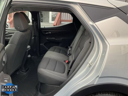 Used 2023 Chevrolet Bolt EUV LT image 7