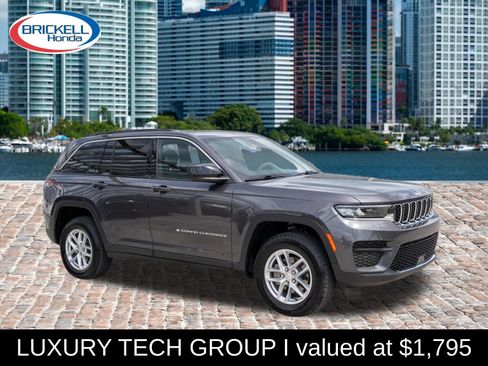 Used 2025 Jeep Grand Cherokee Laredo w/ Luxury Tech Group I RWD image 1