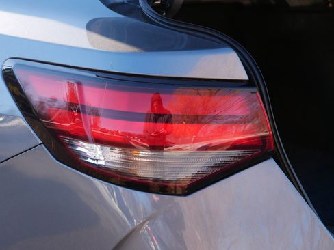 Certified 2025 Nissan Sentra SV image 17