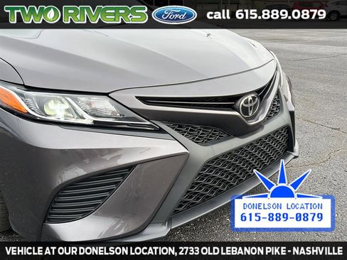 Used 2020 Toyota Camry SE image 13