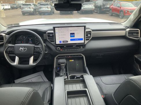Used 2022 Toyota Tundra Limited image 17
