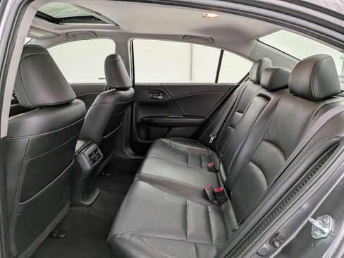 Used 2017 Honda Accord EX-L image 21