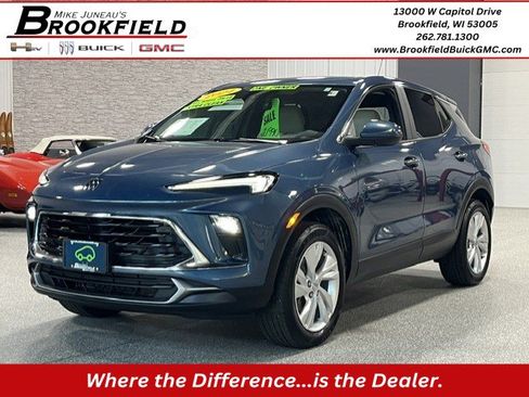 Certified 2024 Buick Encore GX Preferred AWD/4WD image 1