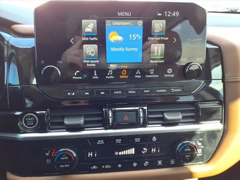 Used 2022 Nissan Pathfinder Platinum w/ Cargo Package image 19