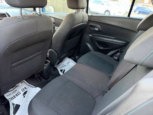 Used 2016 Chevrolet Trax LS image 16