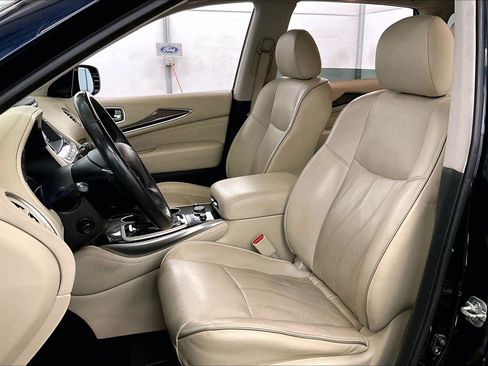 Used 2019 INFINITI QX60 Luxe w/ Essential Package image 24