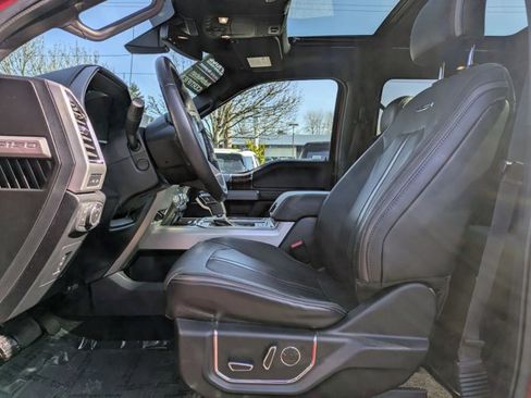 Used 2015 Ford F150 Platinum w/ Equipment Group 701A Luxury image 23