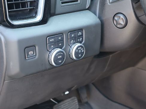 Used 2024 GMC Sierra 1500 Denali AWD/4WD image 24