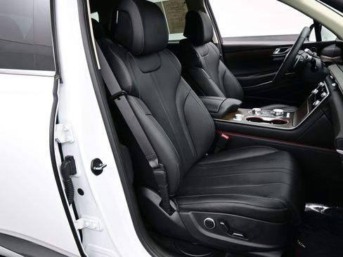 Certified 2025 Genesis GV80 2.5T Advanced image 15