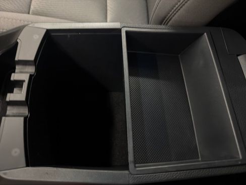 Used 2017 Hyundai Santa Fe Sport image 25