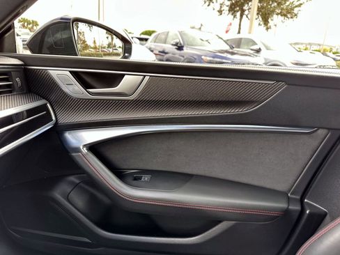 Used 2025 Audi S7 Premium Plus image 23