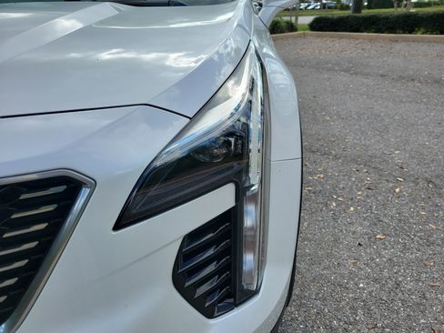 Used 2019 Cadillac XT4 Luxury image 9