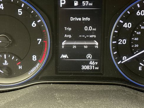 Used 2023 Hyundai Kona SEL w/ Cargo Package image 9