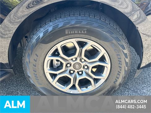 Certified 2025 Ford Expedition Active image 15