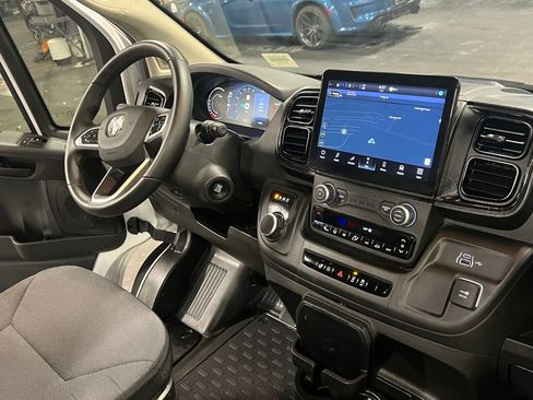 Used 2024 RAM ProMaster 3500 w/ Delivery Van Package image 23