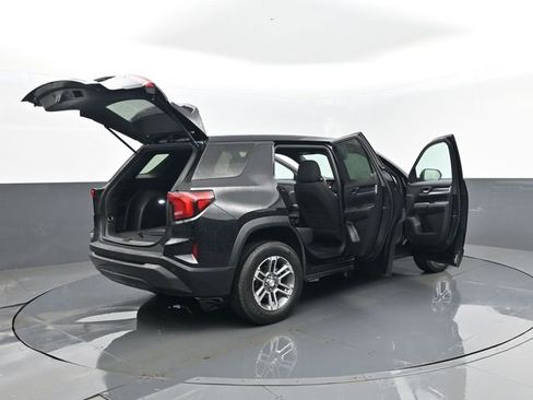 Used 2025 GMC Terrain Elevation AWD/4WD image 31