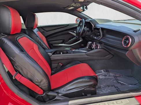 Used 2021 Chevrolet Camaro LT w/ Technology Package RWD image 19