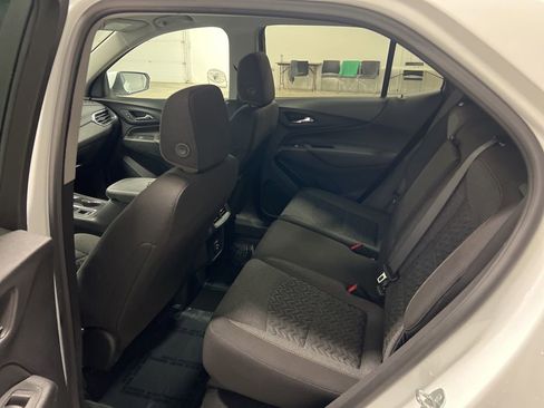 Certified 2023 Chevrolet Equinox LT AWD/4WD image 12