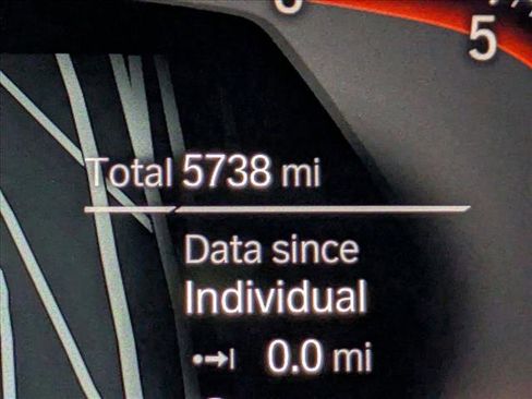 Used 2025 BMW X4 xDrive30i w/ Premium Package image 12