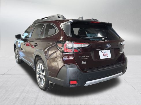 Used 2025 Subaru Outback Limited image 5
