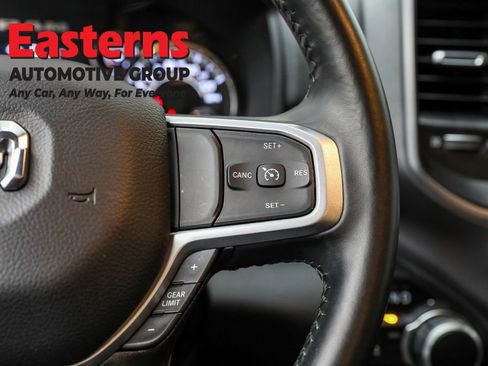 Used 2024 RAM 2500 Big Horn w/ Sport Appearance Package image 16