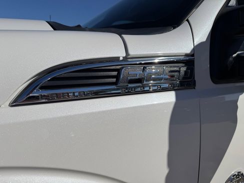 Used 2014 Ford F250 Platinum w/ FX4 Off-Road Package image 10