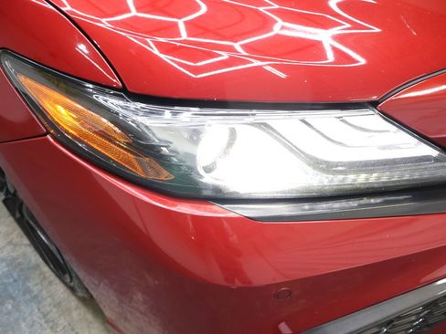 Used 2022 Toyota Camry XSE w/ Navigation Package FWD image 27
