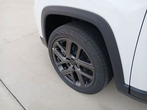 New 2026 Jeep Compass Limited image 29