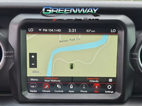 Used 2022 Jeep Wrangler Unlimited Sahara AWD/4WD image 16
