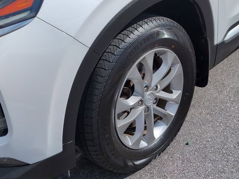 Used 2020 Hyundai Santa Fe SEL image 33