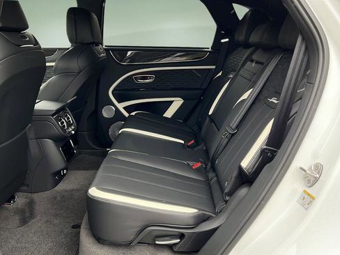 New 2026 Bentley Bentayga Speed image 22