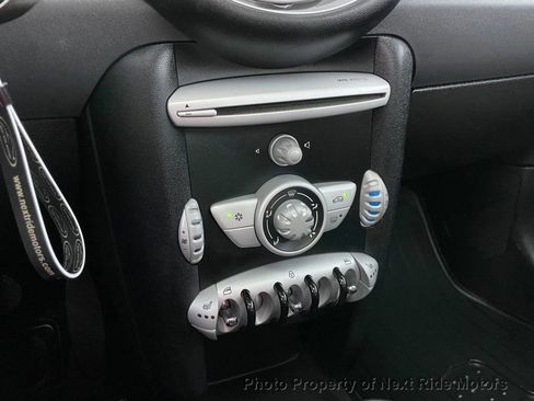 Used 2010 MINI Cooper Hardtop image 22
