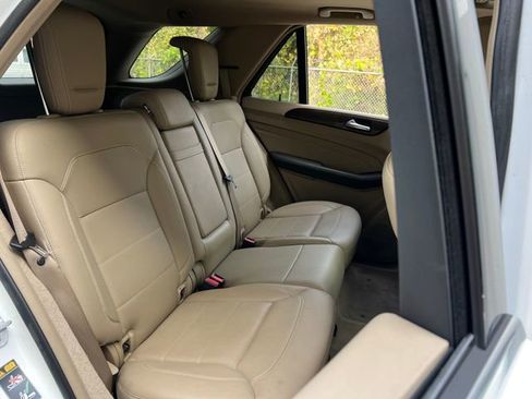 Used 2015 Mercedes-Benz ML 350 4MATIC image 32