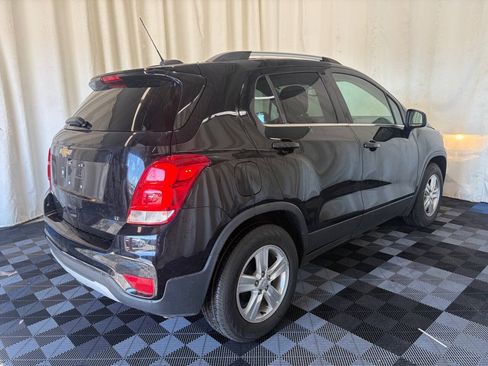 Used 2019 Chevrolet Trax LT FWD image 6
