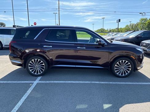 Used 2025 Hyundai Palisade Calligraphy AWD/4WD image 6