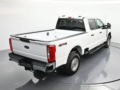 New 2026 Ford F250 XL w/ XL Chrome Package AWD/4WD image 13