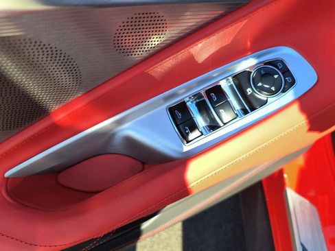 Used 2023 Chevrolet Corvette 3LT w/ Z51 Performance Package image 22