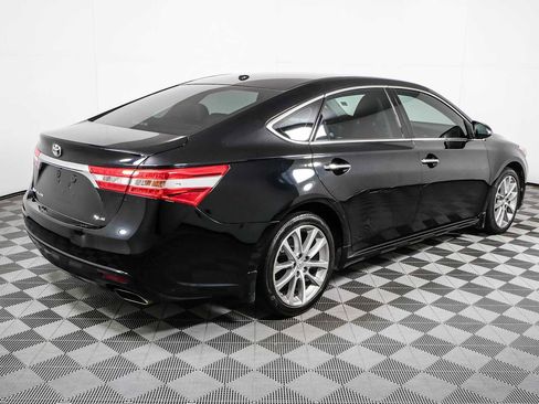 Used 2014 Toyota Avalon XLE Touring FWD image 3