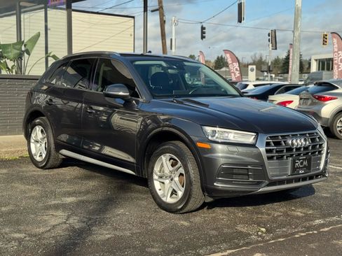 Used 2018 Audi Q5 2.0T Premium image 3