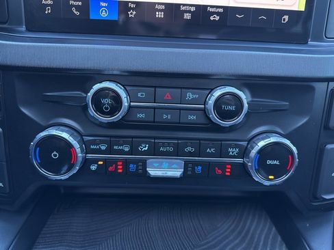 Used 2025 Ford F350 Platinum image 74